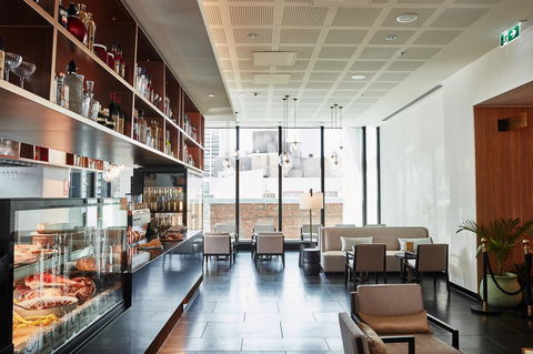 Ibis Melbourne Central - Australian Directory 22
