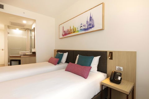 Ibis Melbourne Central - Australian Directory 10
