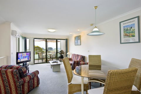 Anchorage Motel & Villas Lorne - Australian Directory 26