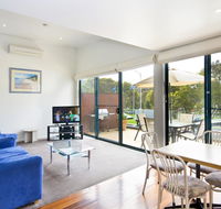 Anchorage Motel  Villas Lorne - Australian Directory