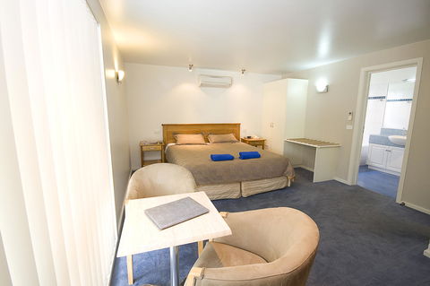 Anchorage Motel & Villas Lorne - Australian Directory 9