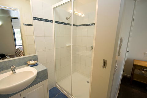 Anchorage Motel & Villas Lorne - Australian Directory 16