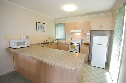 Anchorage Motel & Villas Lorne - Australian Directory 25