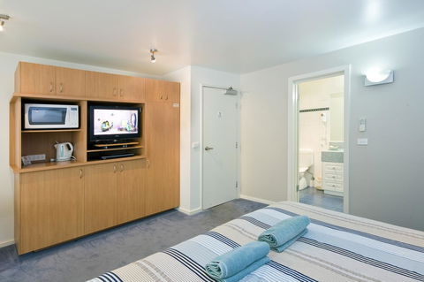 Anchorage Motel & Villas Lorne - Australian Directory 10