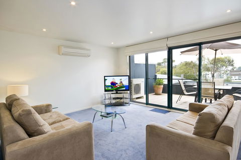 Anchorage Motel & Villas Lorne - Australian Directory 20