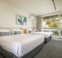 Nightcap at Seaford Hotel - Australian Directory