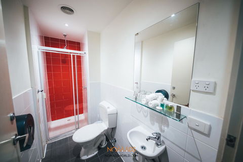 Nomads Melbourne Backpackers - Australian Directory 25