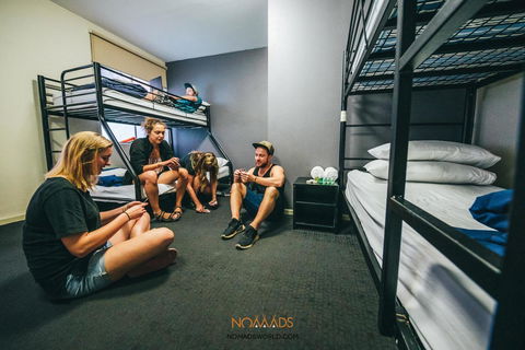 Nomads Melbourne Backpackers - Australian Directory 32