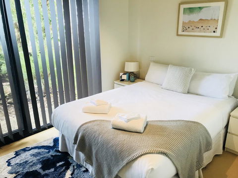 Ocean View Treetops Retreat - Australian Directory 2