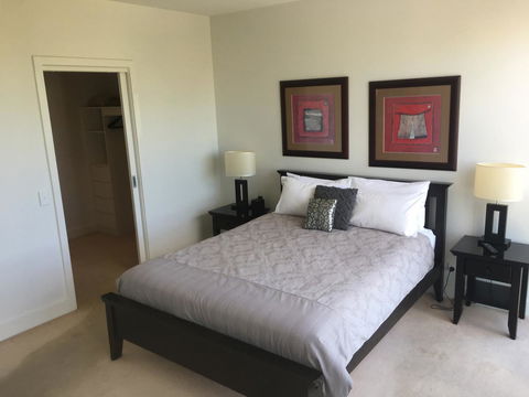 Geelong Waterfront Penthouse Apartment - Australian Directory 6