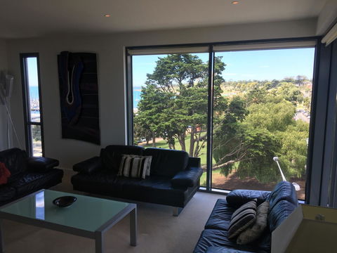 Geelong Waterfront Penthouse Apartment - Australian Directory 5