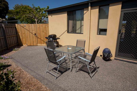 Bay Motel Safety Beach - Australian Directory 26