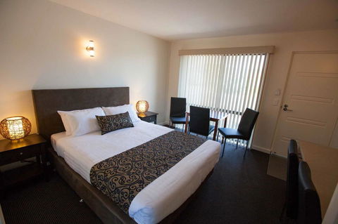 Bay Motel Safety Beach - Australian Directory 20