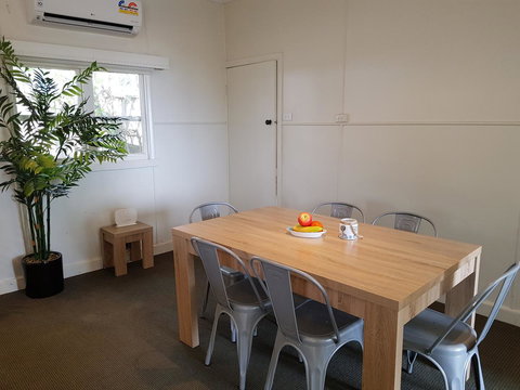 Dromana Holiday Beach House - Australian Directory 10