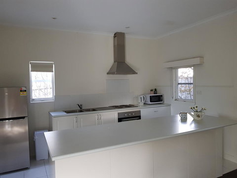 Dromana Holiday Beach House - Australian Directory 8