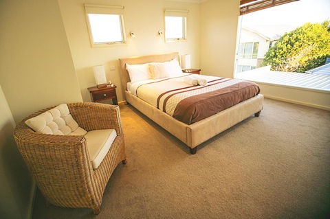 Rayville Boat Houses - Australian Directory 15