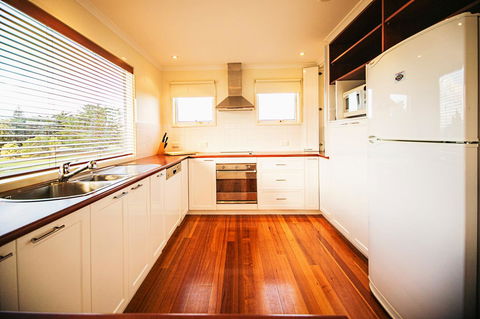 Rayville Boat Houses - Australian Directory 5
