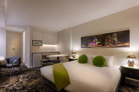 City Limits Hotel Apartments - Australian Directory 0