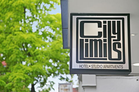 City Limits Hotel Apartments - Australian Directory 10