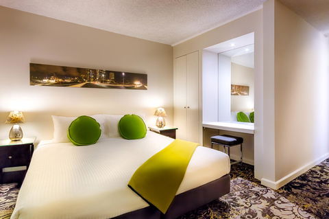 City Limits Hotel Apartments - Australian Directory 5
