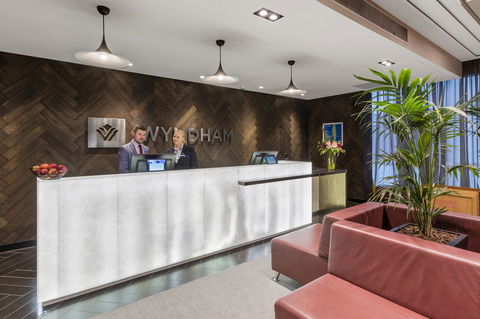 Wyndham Hotel Melbourne - Australian Directory 27