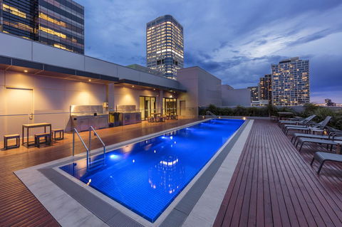 Wyndham Hotel Melbourne - Australian Directory 22