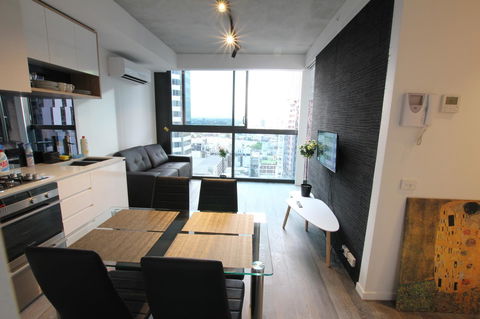 Carlson View Serviced Apartments - Australian Directory 12