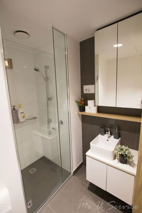 Carlson View Serviced Apartments - Australian Directory 16