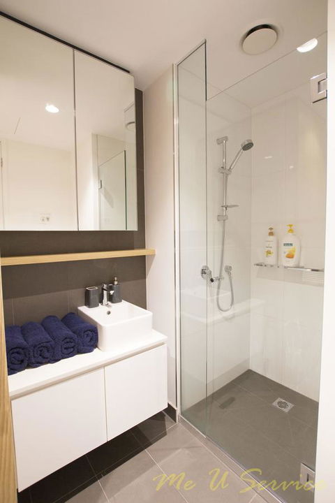 Carlson View Serviced Apartments - Australian Directory 17