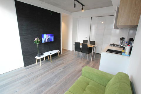 Carlson View Serviced Apartments - Australian Directory 11