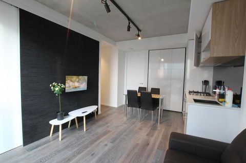 Carlson View Serviced Apartments - Australian Directory 10