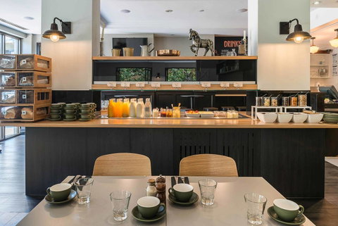 Mantra On Jolimont Melbourne - Australian Directory 18