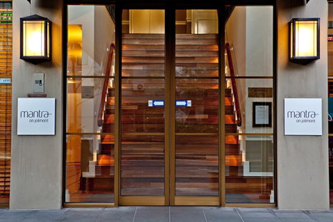 Mantra On Jolimont Melbourne - Australian Directory 16