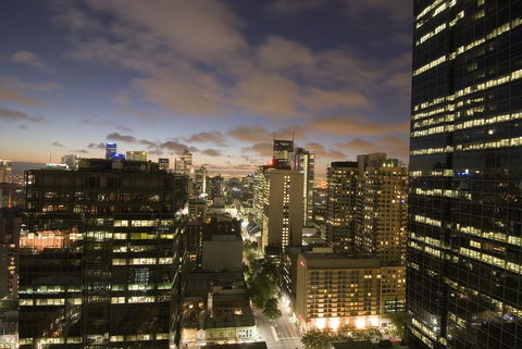Oaks Melbourne On Lonsdale Suites - Australian Directory 13