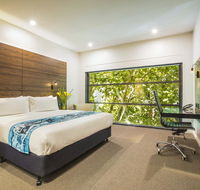 Holiday Inn Melbourne on Flinders - Australian Directory