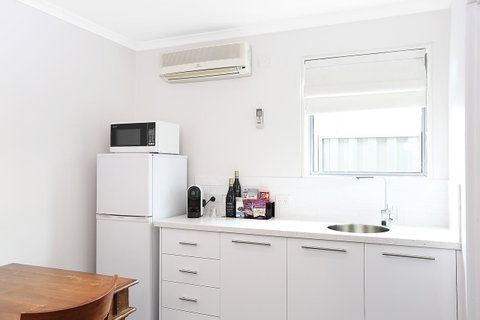 Quality Inn & Suites The Menzies - Australian Directory 6