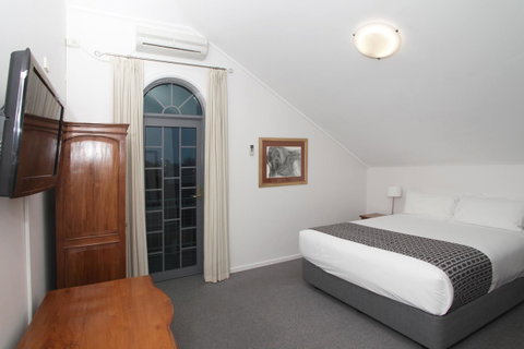 Quality Inn & Suites The Menzies - Australian Directory 28