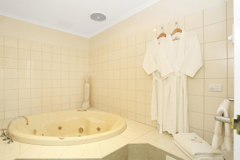 Quality Inn & Suites The Menzies - Australian Directory 35