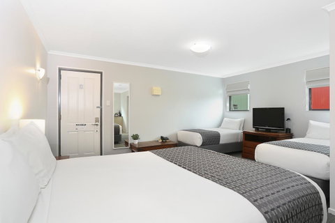 Quality Inn & Suites The Menzies - Australian Directory 15