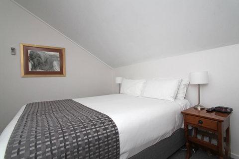 Quality Inn & Suites The Menzies - Australian Directory 25