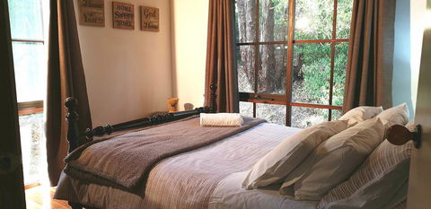 Day Dream Cottage - Australian Directory 5