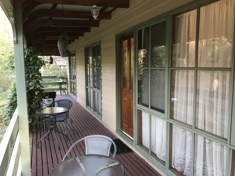 Day Dream Cottage - Australian Directory 25