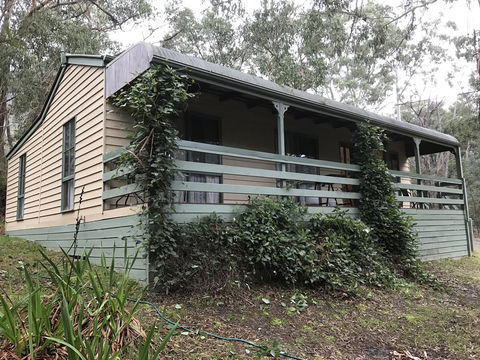 Day Dream Cottage - Australian Directory 26