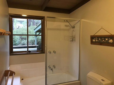Day Dream Cottage - Australian Directory 27