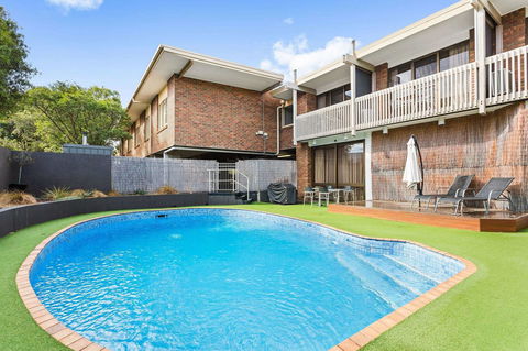 Quality Hotel Bayside Geelong - Australian Directory 23