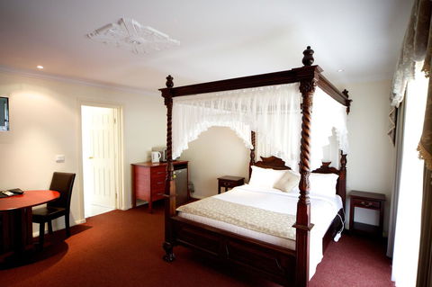 Sanctuary House Resort Motel - Australian Directory 4