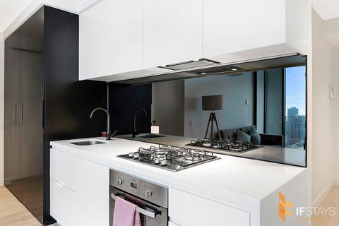 IFSuites (IFSTAYS) Light House Victoria One Apartment - Australian Directory 1