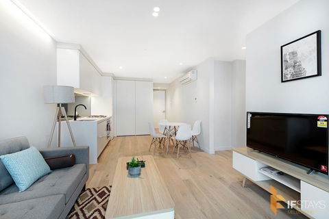 IFSuites (IFSTAYS) Light House Victoria One Apartment - Australian Directory 2
