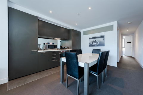 Amazing Accommodations : South Yarra - Australian Directory 43