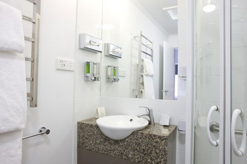 Alto Hotel On Bourke - Australian Directory 26